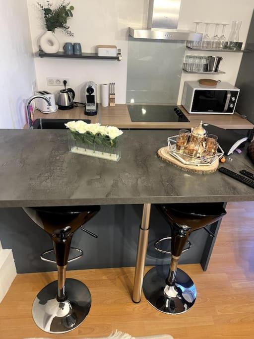Wondersuite Appartement - Centre Ville Avec Parking Couvert -15Mn De Paris Et 10 Mn De Stade De France, Wifi, Netflix Deuil-la-Barre ภายนอก รูปภาพ