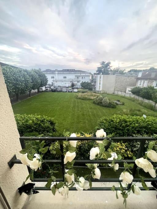 Wondersuite Appartement - Centre Ville Avec Parking Couvert -15Mn De Paris Et 10 Mn De Stade De France, Wifi, Netflix Deuil-la-Barre ภายนอก รูปภาพ