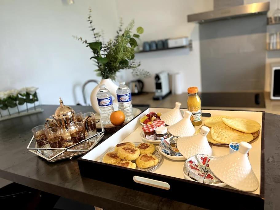 Wondersuite Appartement - Centre Ville Avec Parking Couvert -15Mn De Paris Et 10 Mn De Stade De France, Wifi, Netflix Deuil-la-Barre ภายนอก รูปภาพ
